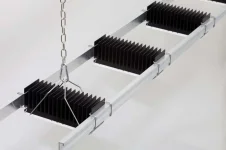 SANlight M30 3 hanging.webp